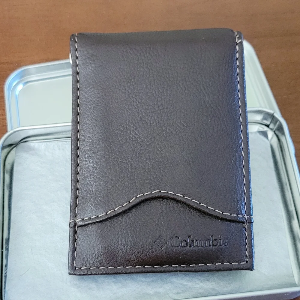 Columbia Brown Leather Mens Wallet